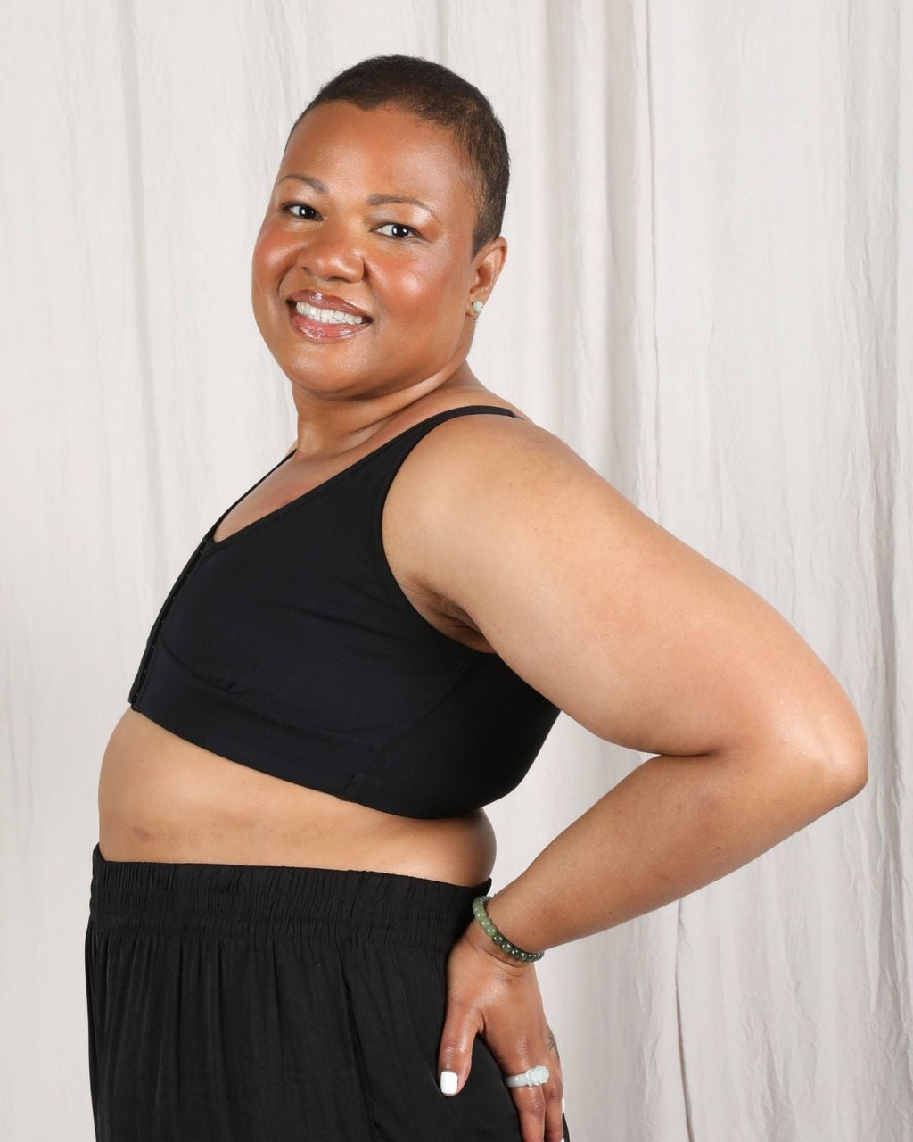Rora Pocketed Front Closure Bra