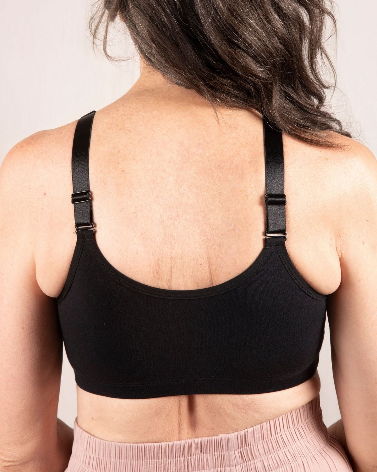 Rora Pocketed Front Closure Bra