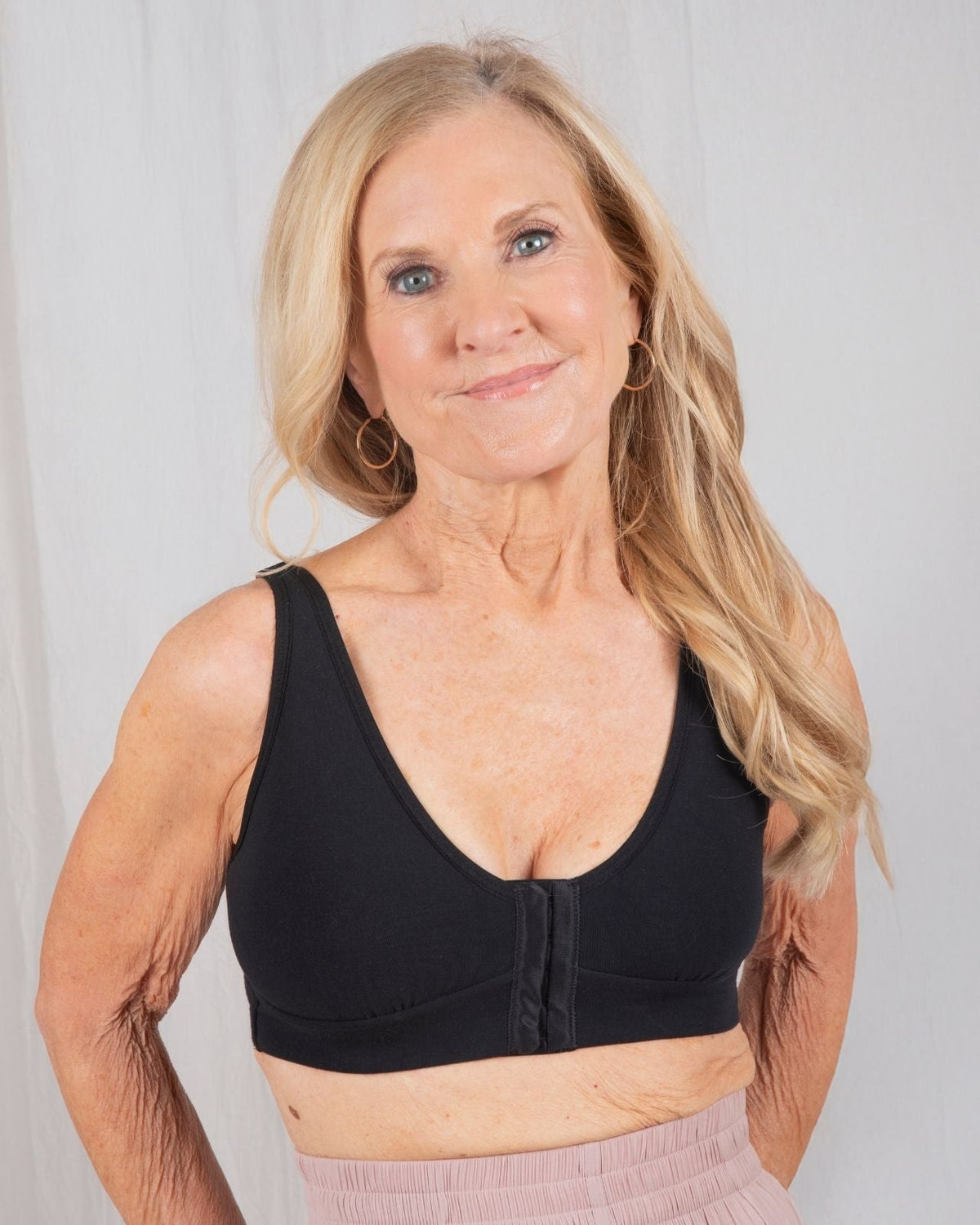 Rora Pocketed Front Closure Bra