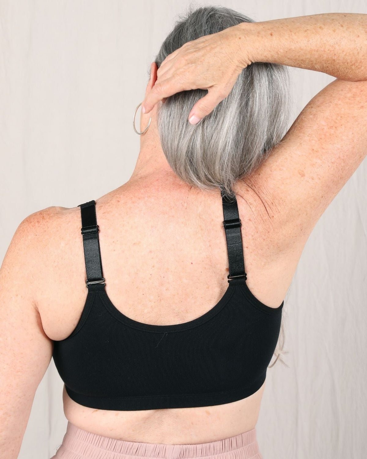 Rora Pocketed Front Closure Bra