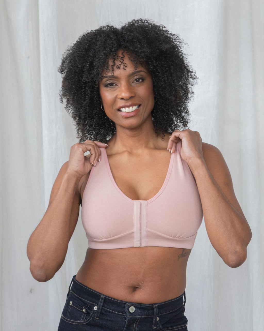 Rora Pocketed Front Closure Bra