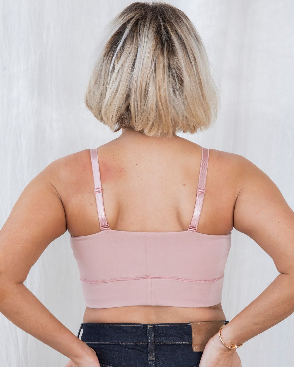 Leslie Leisure Pocketed Bra