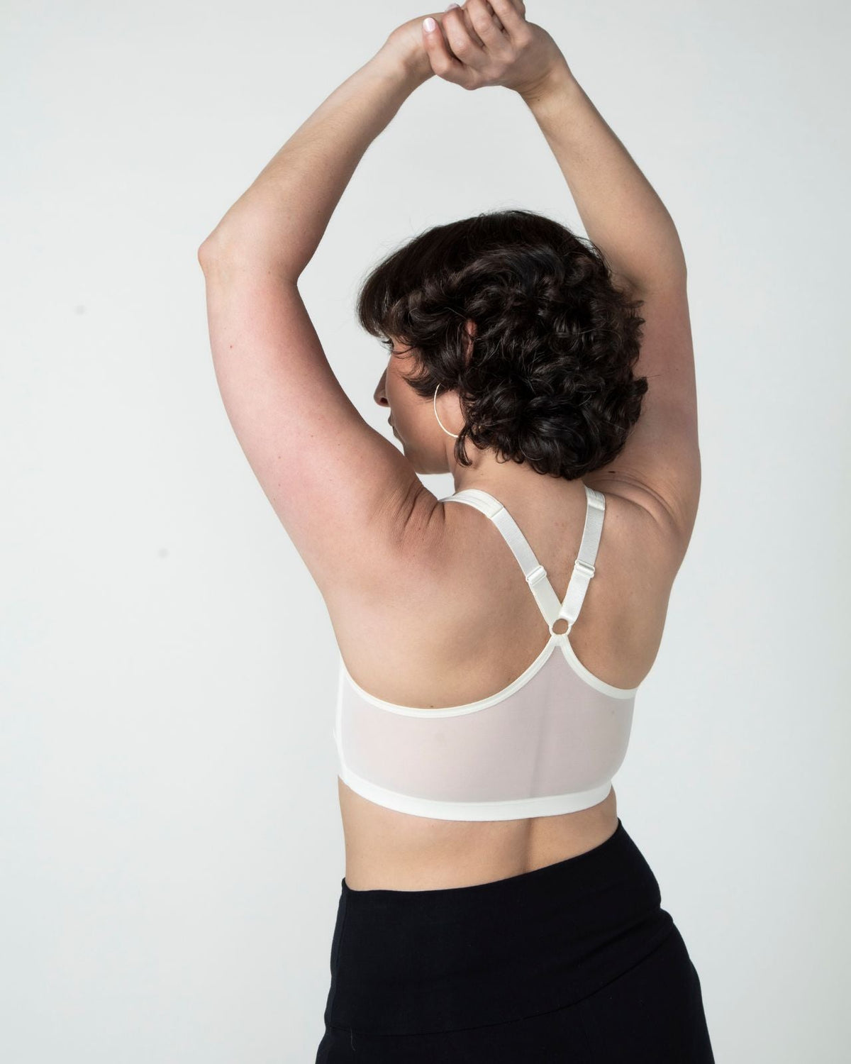 Bianca Pocketed Front Closure Sports Bra