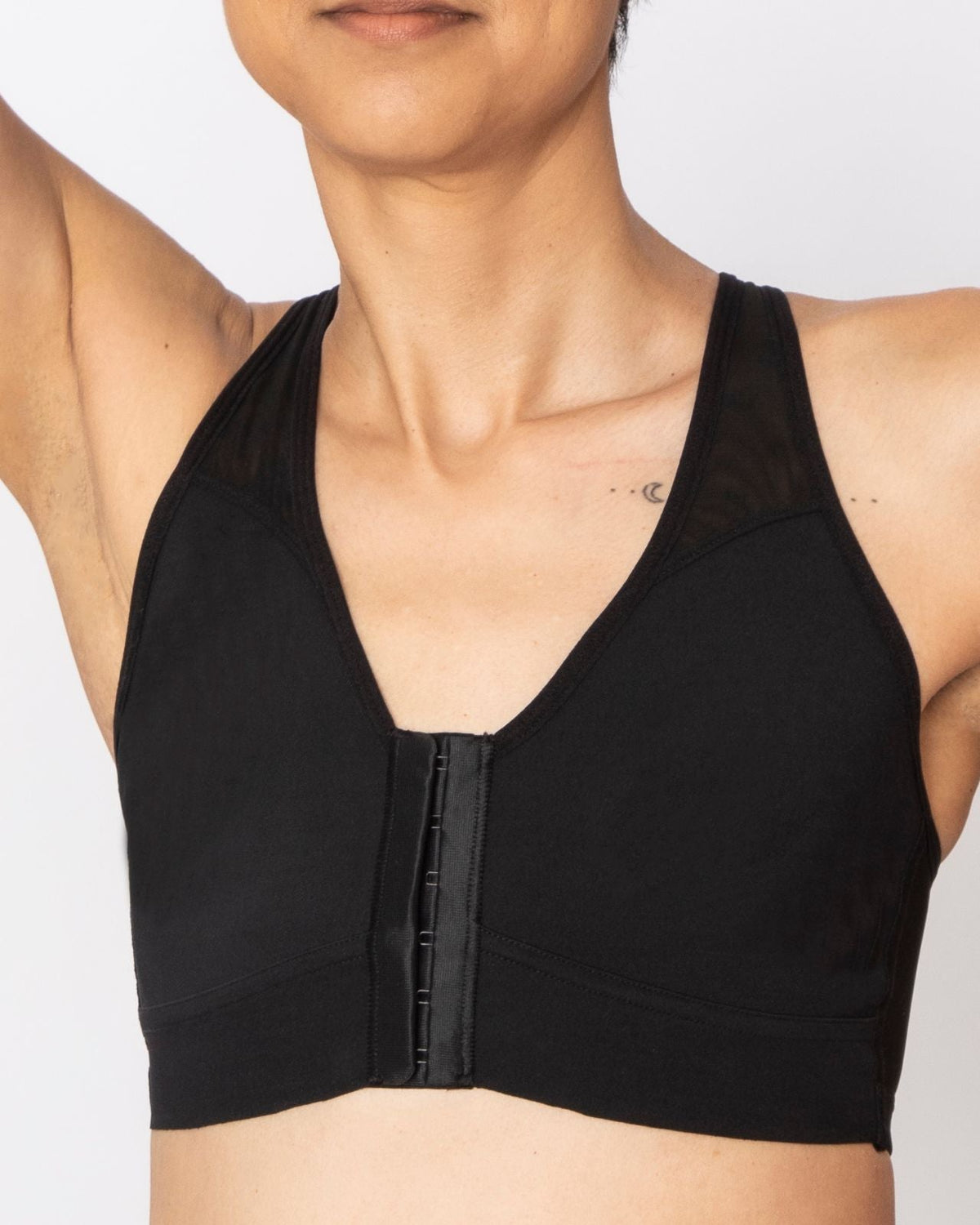 Bianca Pocketed Front Closure Sports Bra