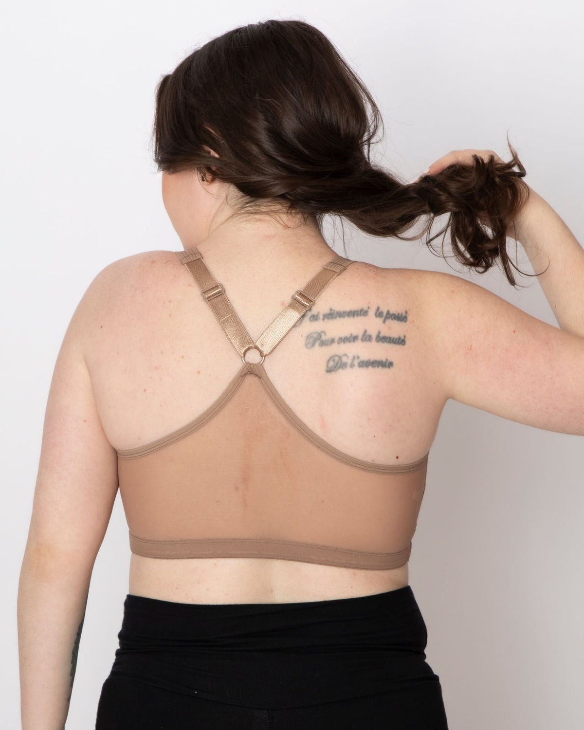 Bianca Pocketed Front Closure Sports Bra