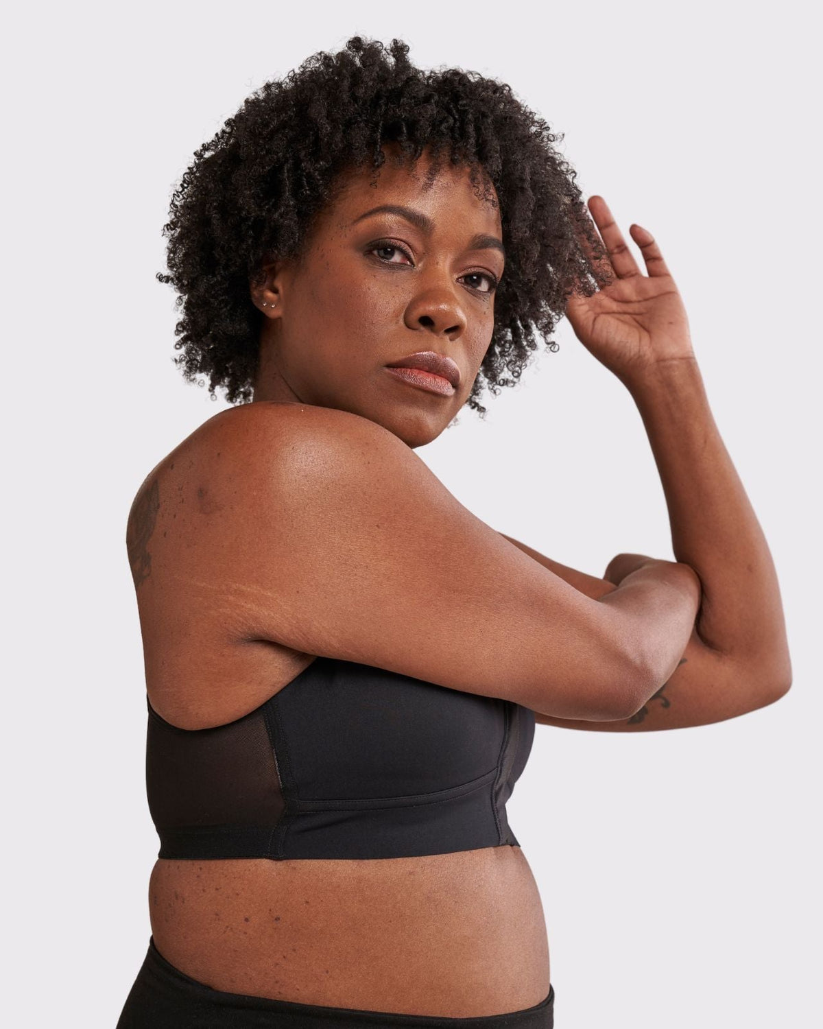 Bianca Pocketed Front Closure Sports Bra