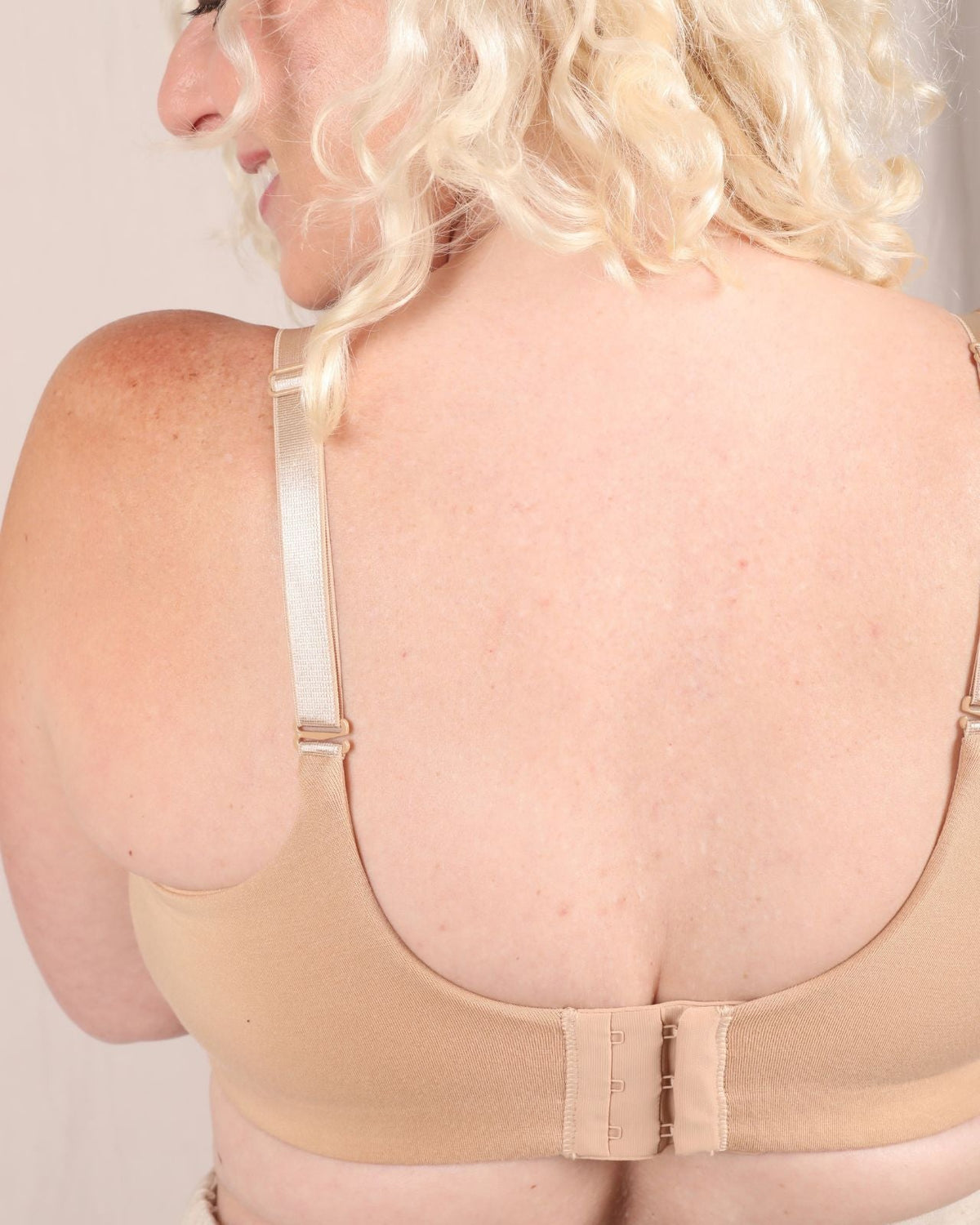 Monica Full Coverage Wireless Bra