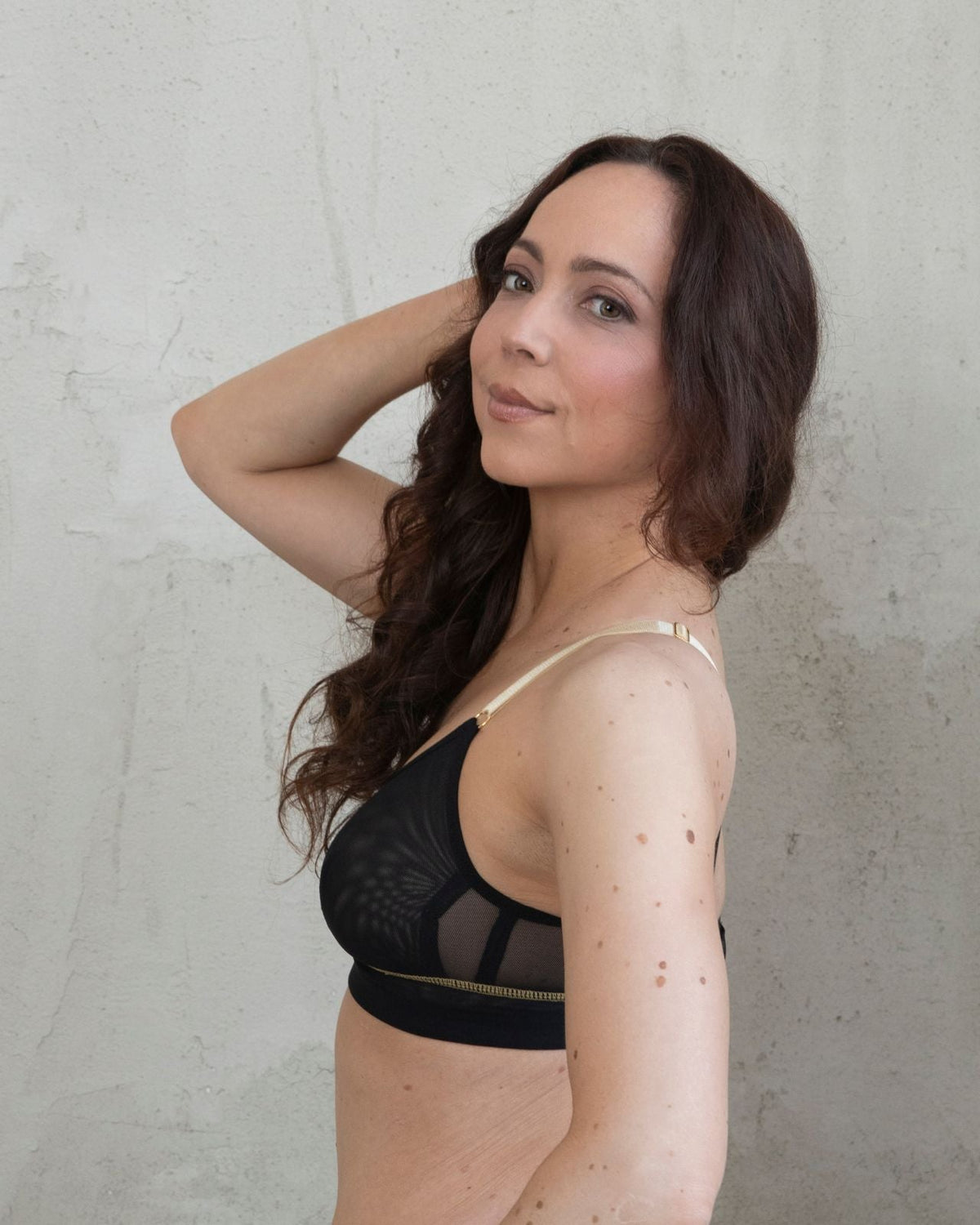 Victoria Mesh Keyhole Bralette