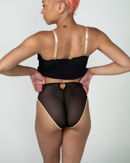 Mesh Keyhole Brief