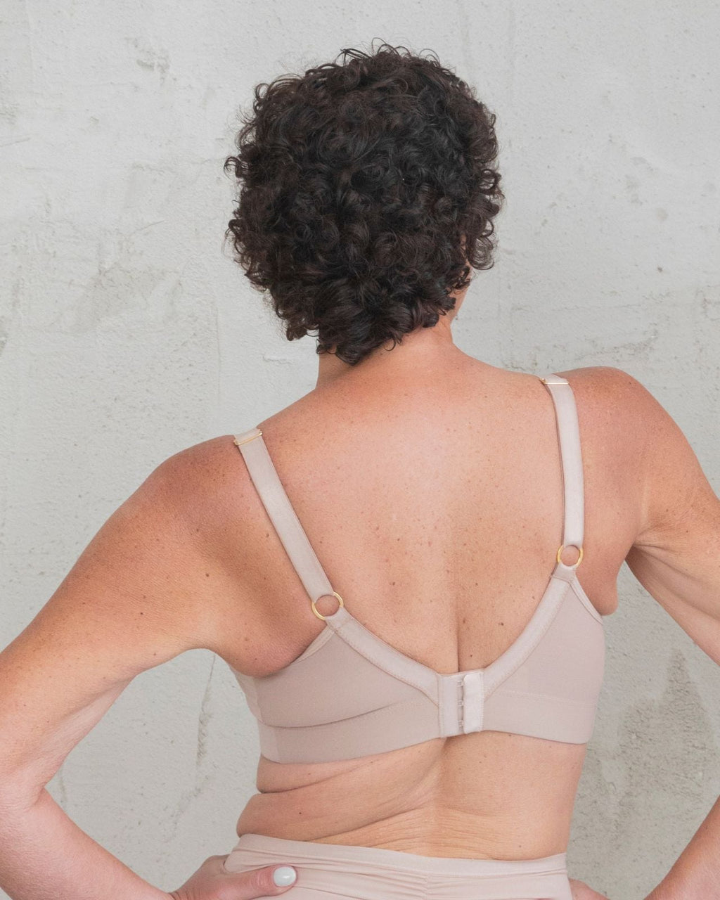 Brenda Pocketed Molded Cup Mesh Bra